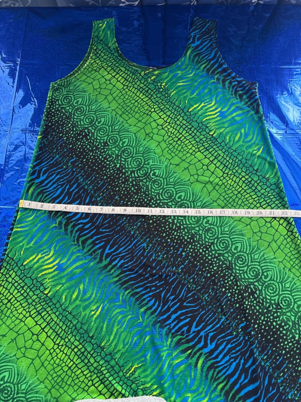 Green and Blue Patterned Maxi Dress - Picture 7 of 9